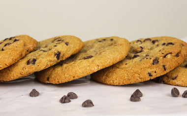 12 Chocolate Chip Cookies